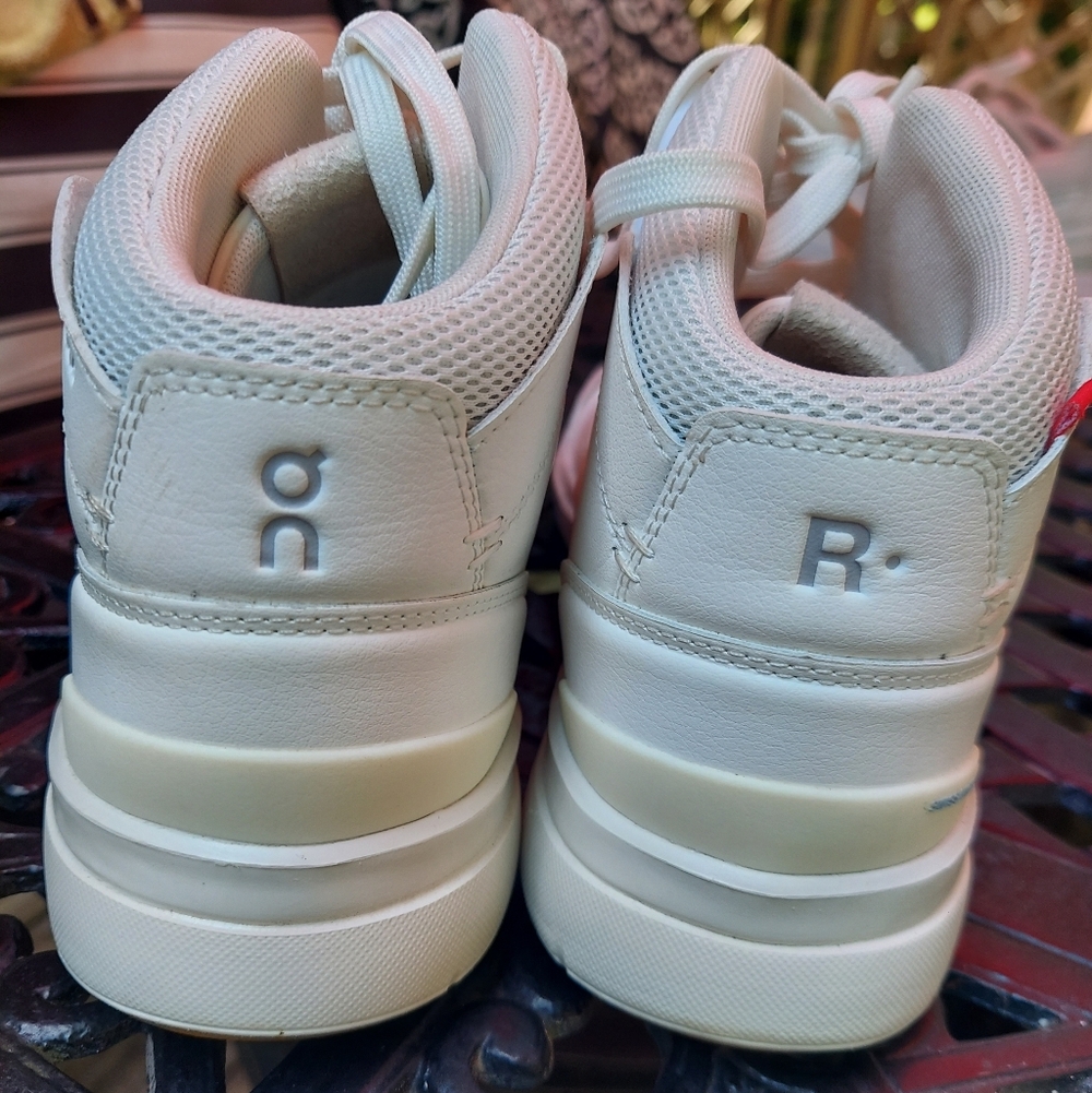 NEW MENS ON CLOUD THE ROGER - Picture 2 of 6